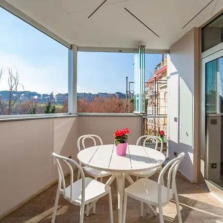 Vatican Exclusive Penthouse W Terrace And Parking