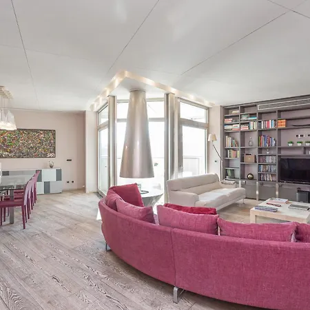 Vatican Exclusive Penthouse W Terrace And Parking Apartment *