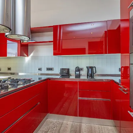 Vatican Exclusive Penthouse W Terrace And Parking